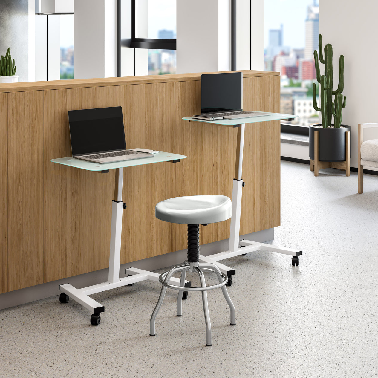 Contoured Stainless Steel Seat Pneumatic Adjustable Work Stool