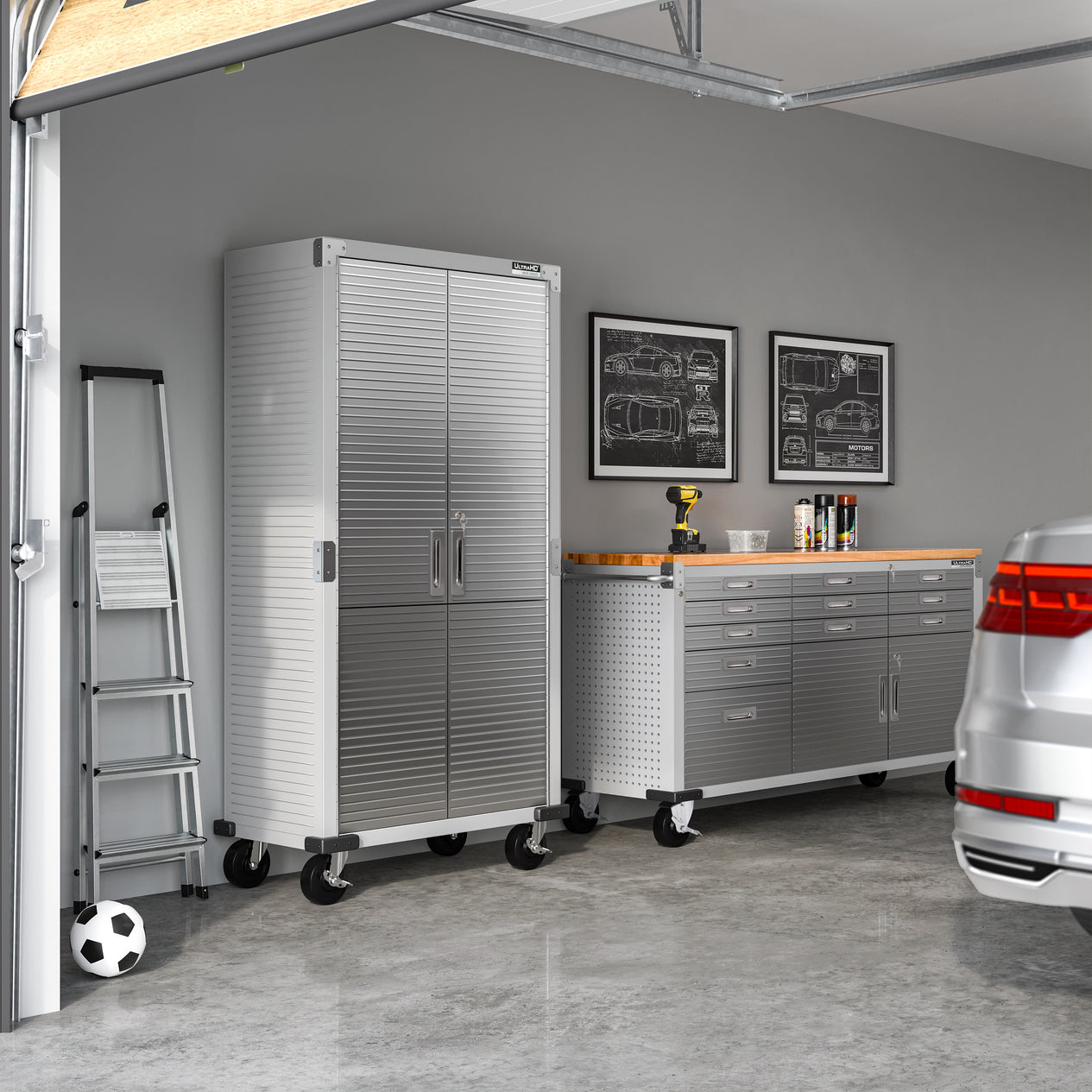 UltraHD® 11-Drawer Rolling Workbench