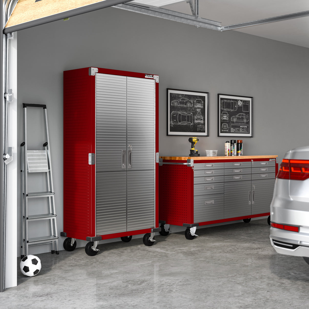 UltraHD® 11-Drawer Rolling Workbench, Red