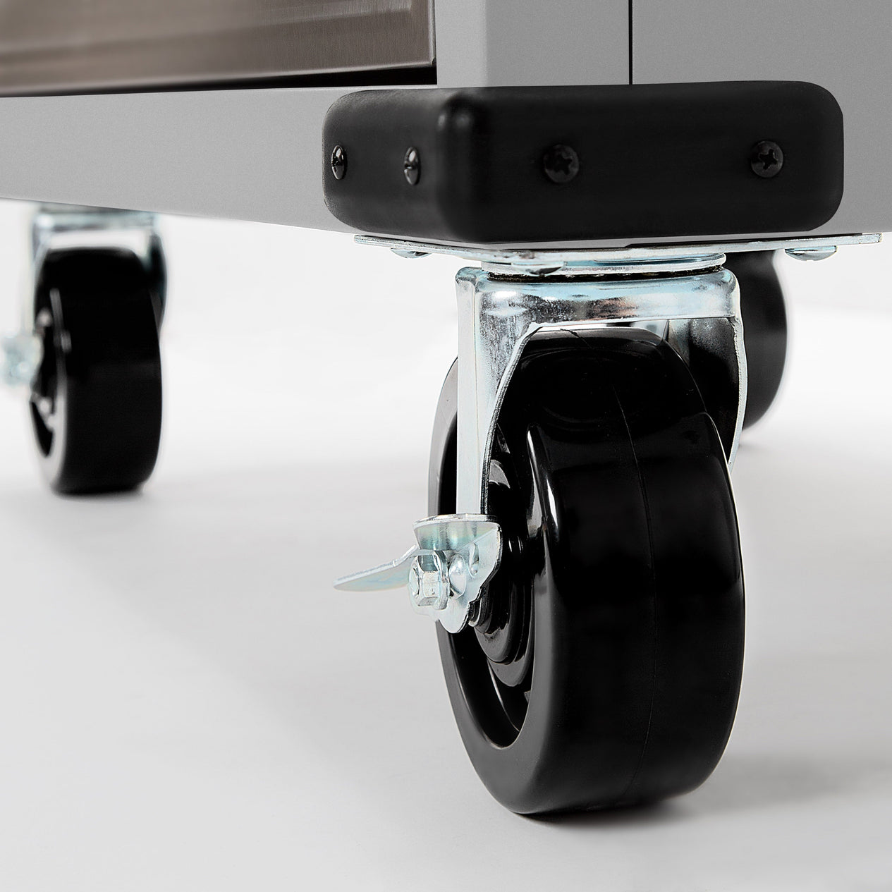 UltraHD® 6-Drawer Cabinet