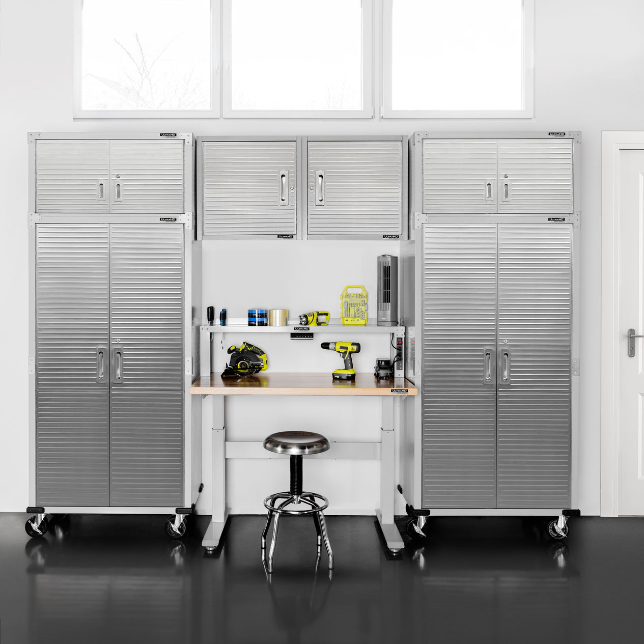 UltraHD® Electric Height Adjustable Workbench