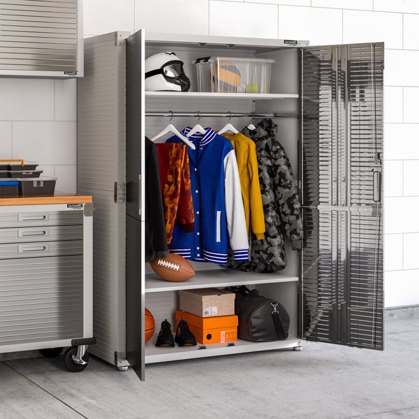 UltraHD® Expandable Garment Hanging Rod