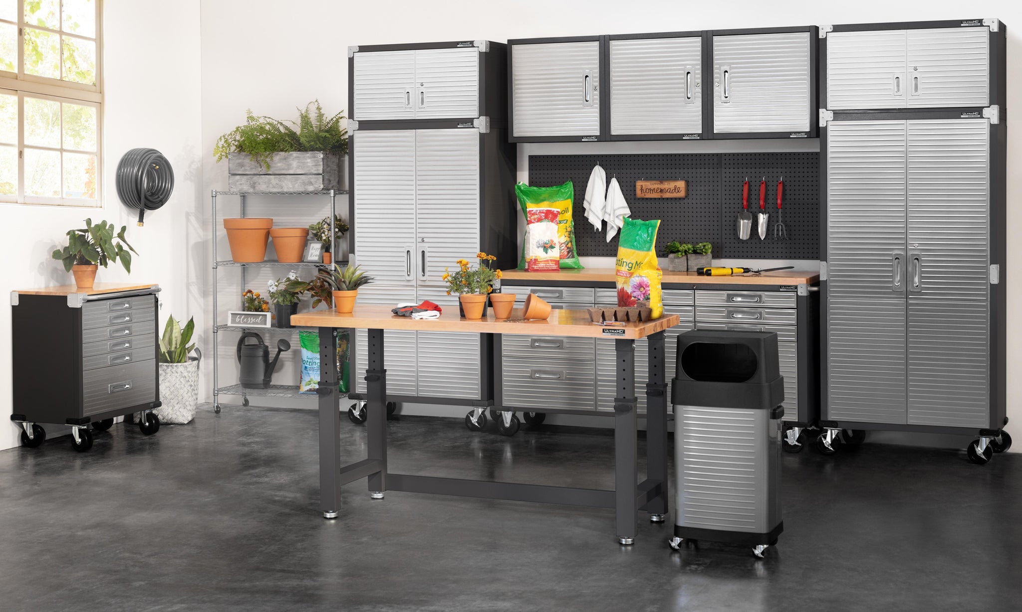 UltraHD® Height Adjustable Workbench
